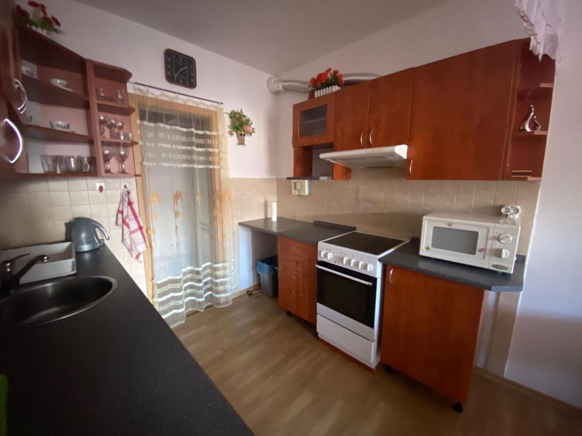Апартаменты Apartman Tanas Atlantis Табор Экстерьер фото